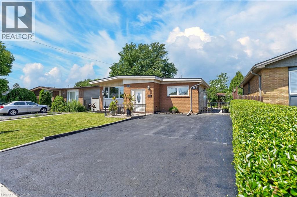 96 FIELDING Crescent - 48