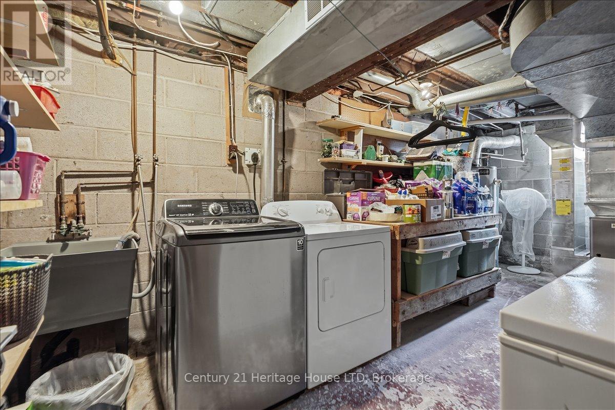 18 NORTHHAVEN ROAD - 27