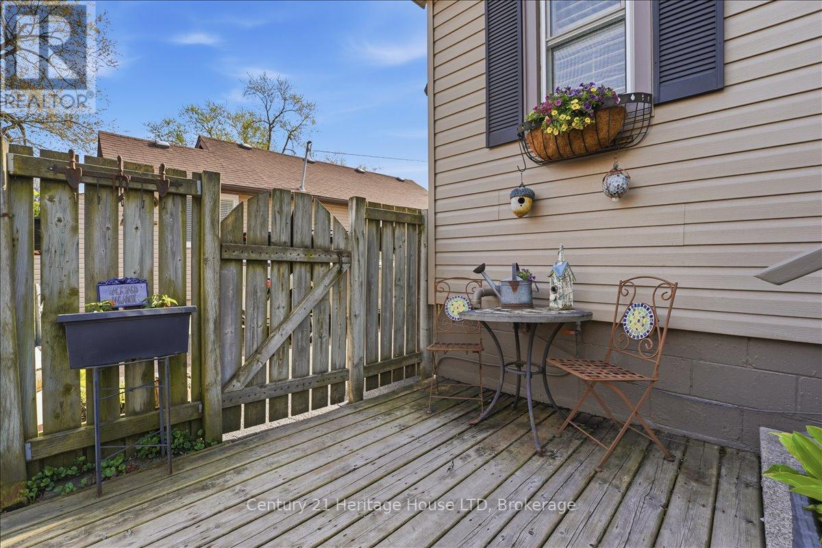 18 NORTHHAVEN ROAD - 29