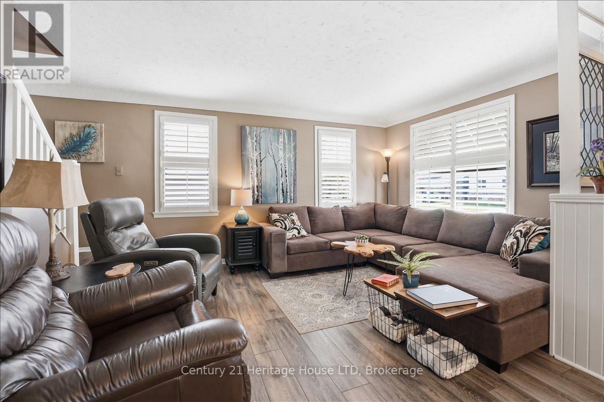 18 NORTHHAVEN ROAD - 8