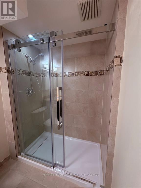 6141 WILDROSE CRESCENT - 29