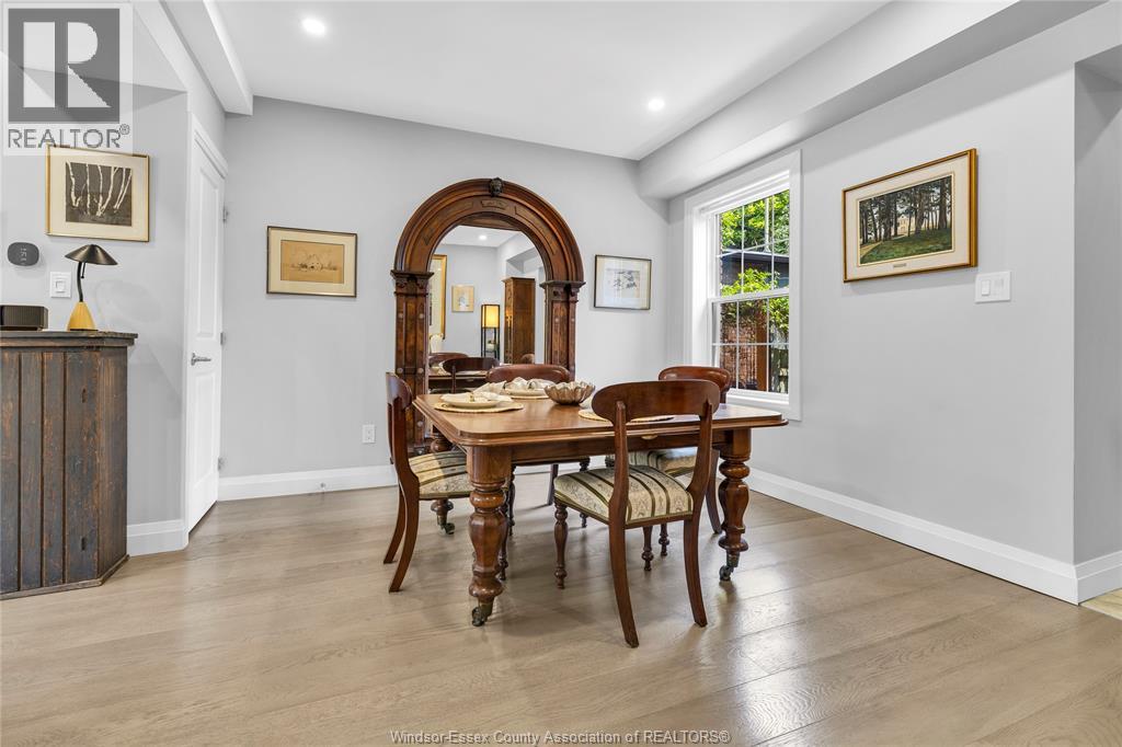 864 Monmouth ROAD - 11