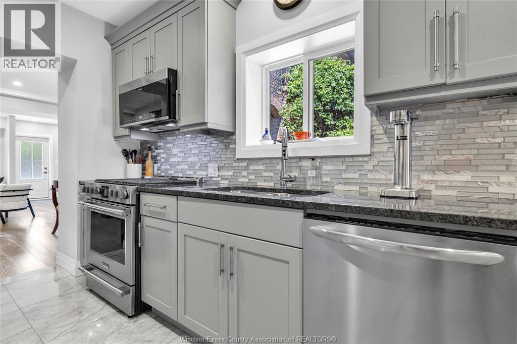 864 Monmouth ROAD - 13
