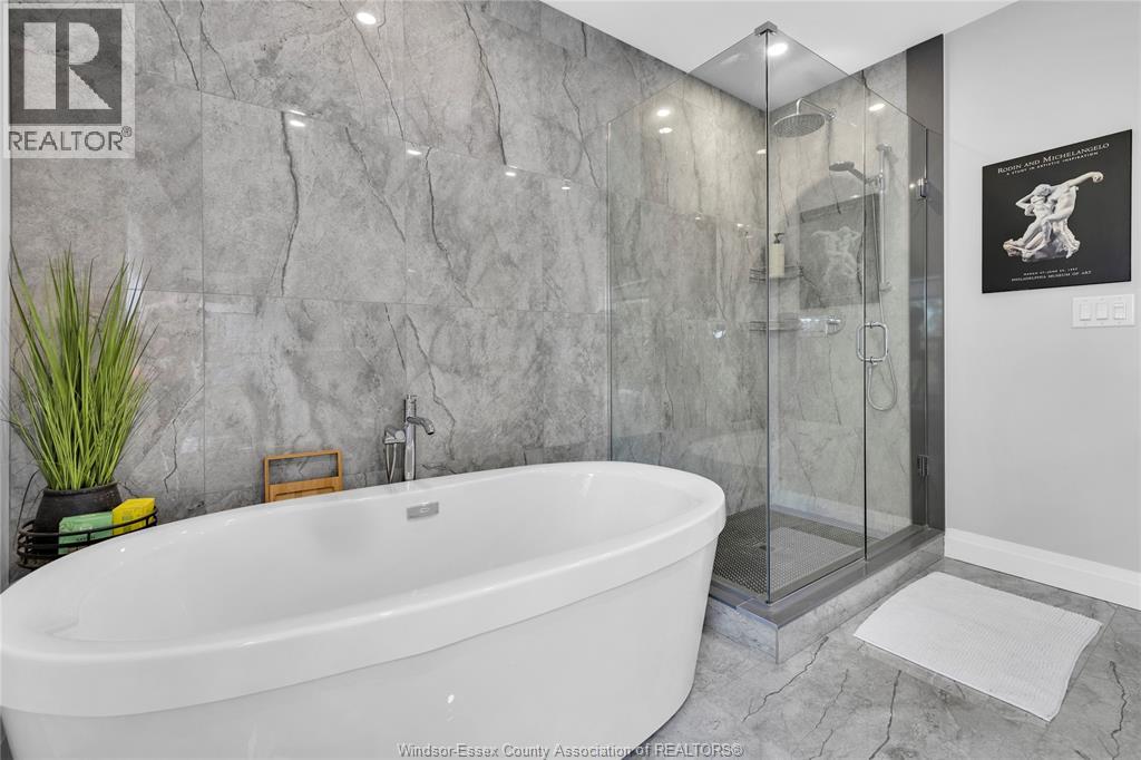 864 Monmouth ROAD - 23