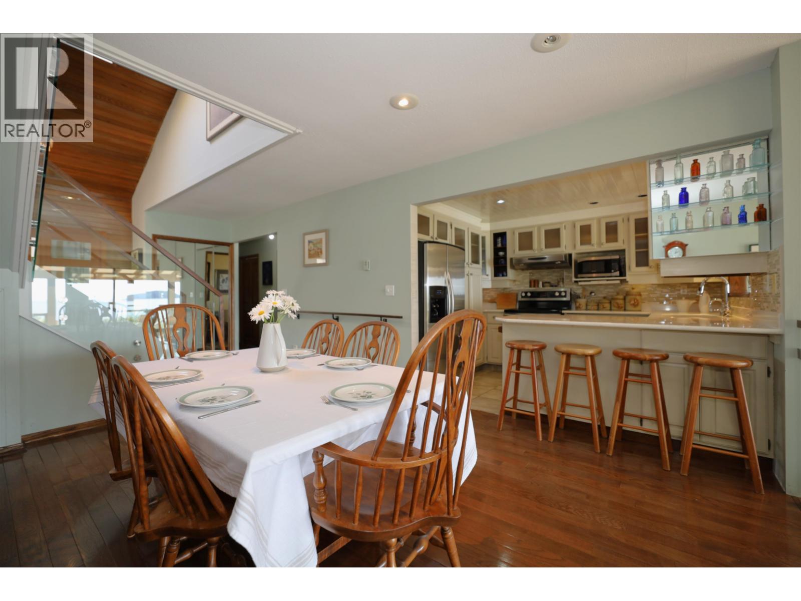 735 FRANKLIN ROAD, Gibsons