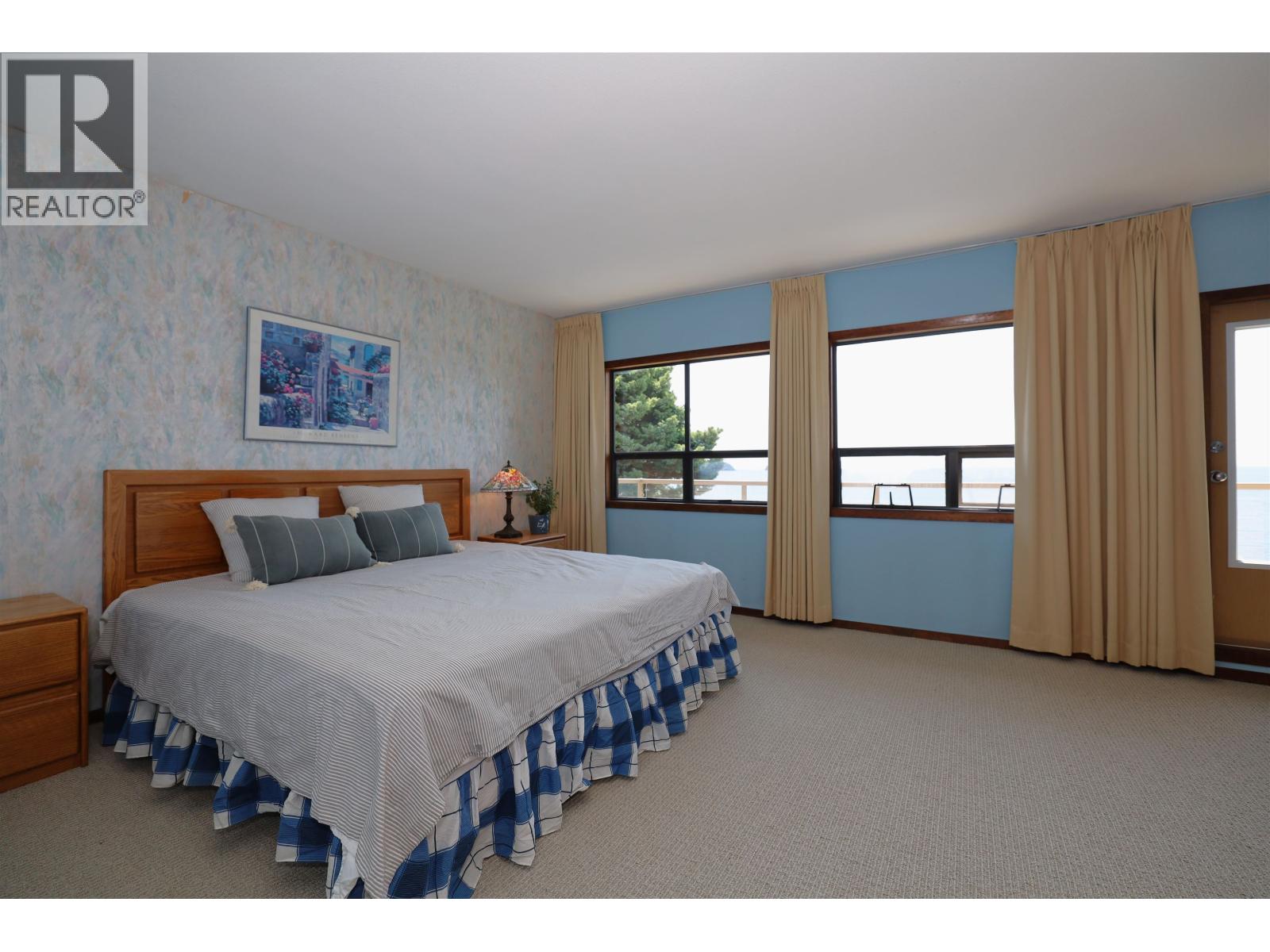 735 FRANKLIN ROAD, Gibsons