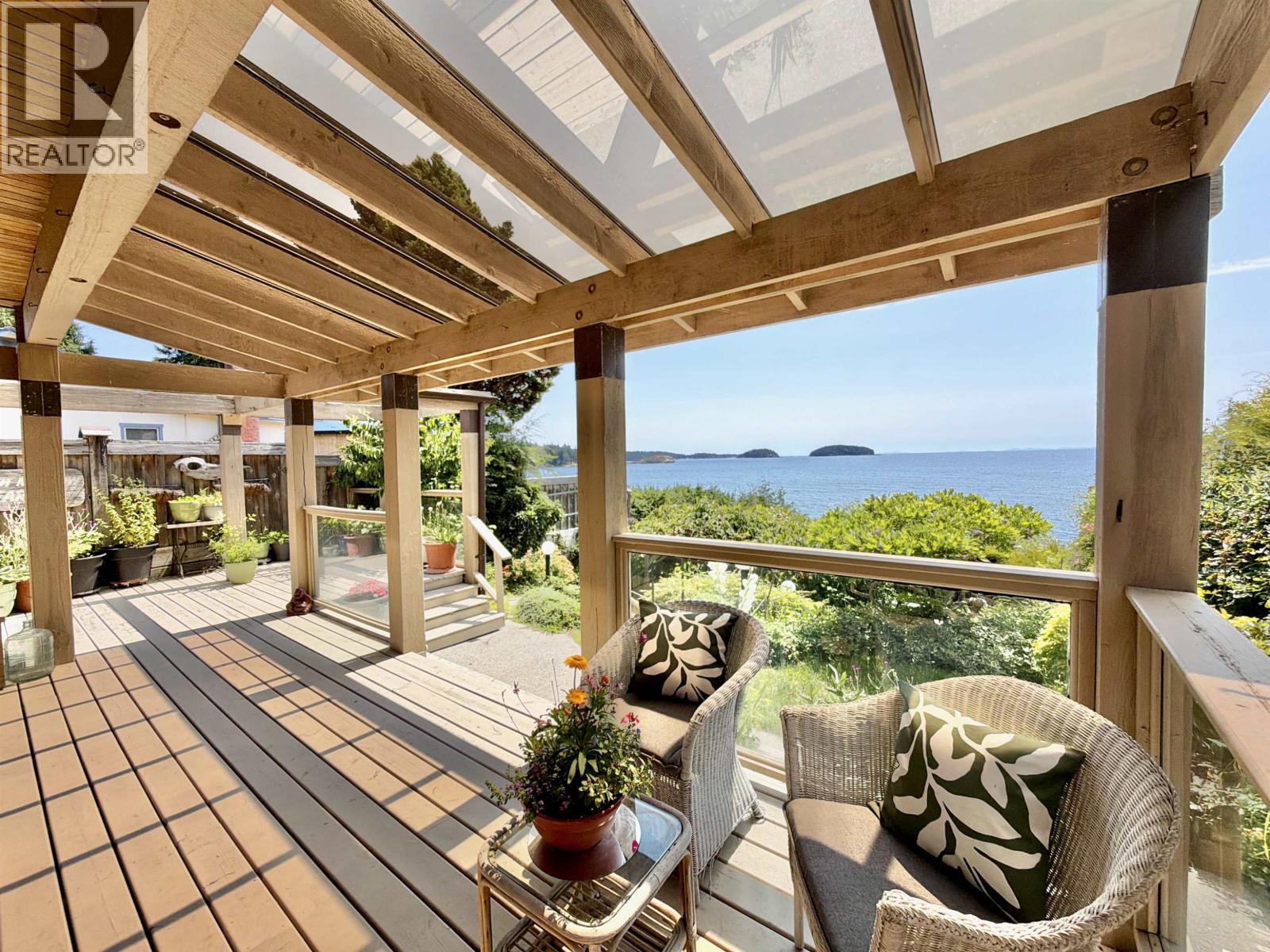 735 FRANKLIN ROAD, Gibsons