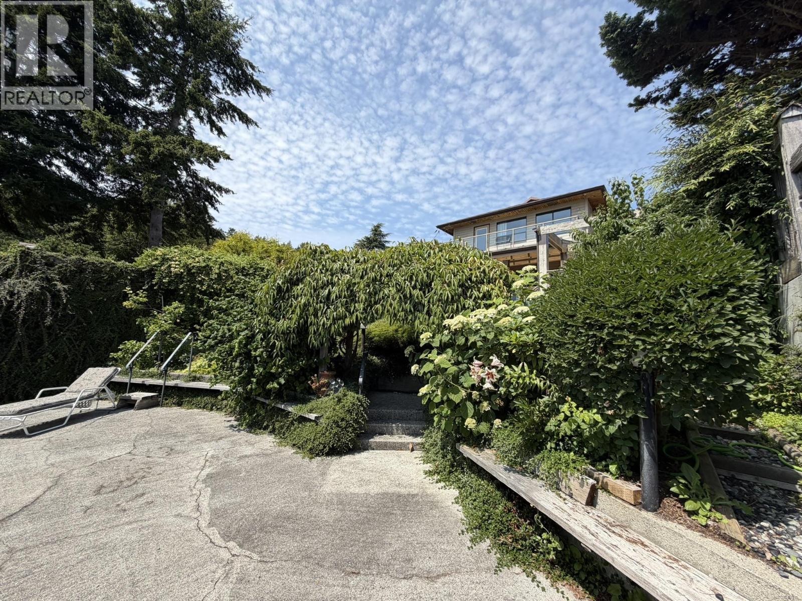735 FRANKLIN ROAD, Gibsons