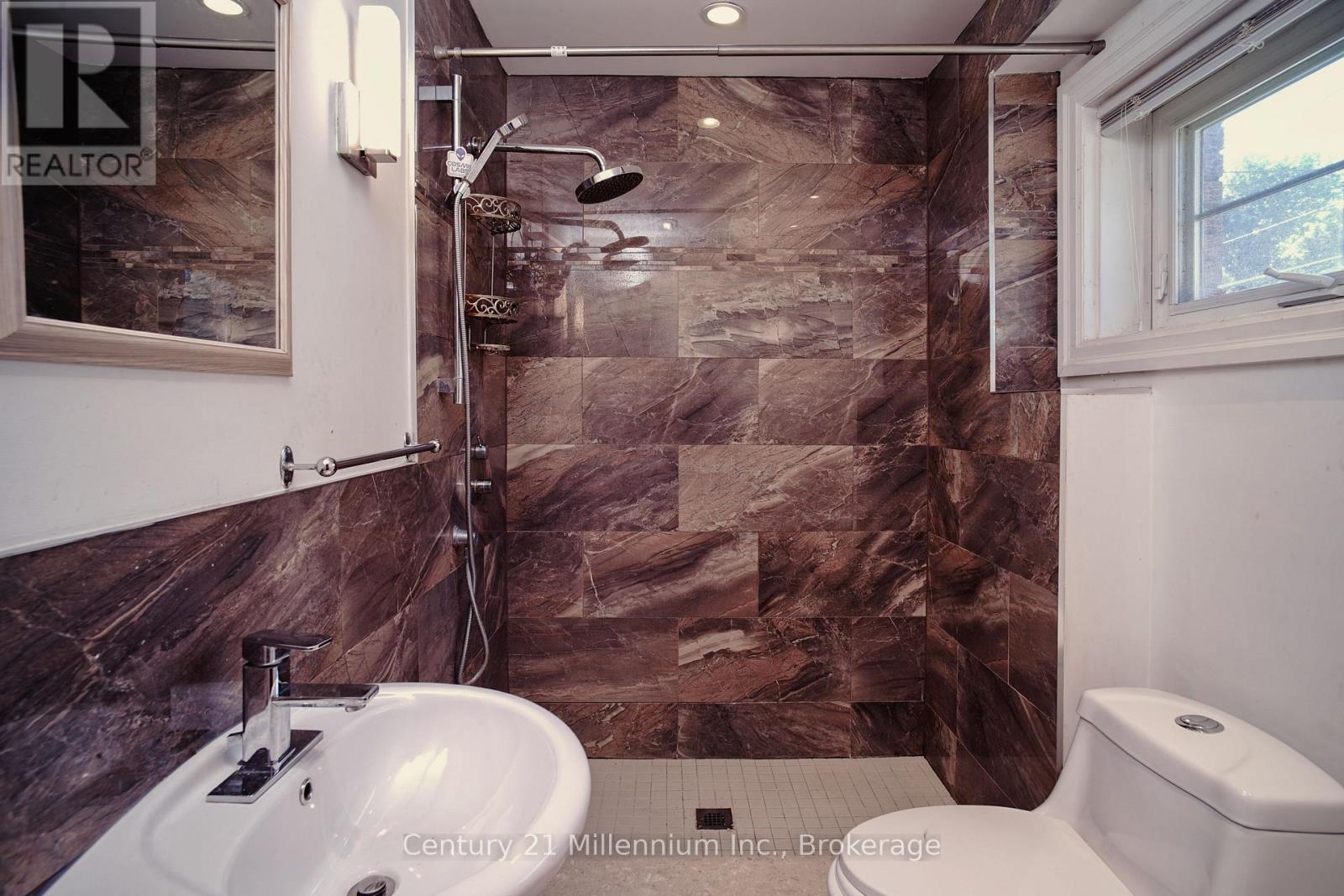 104 SPRUCE STREET - 7