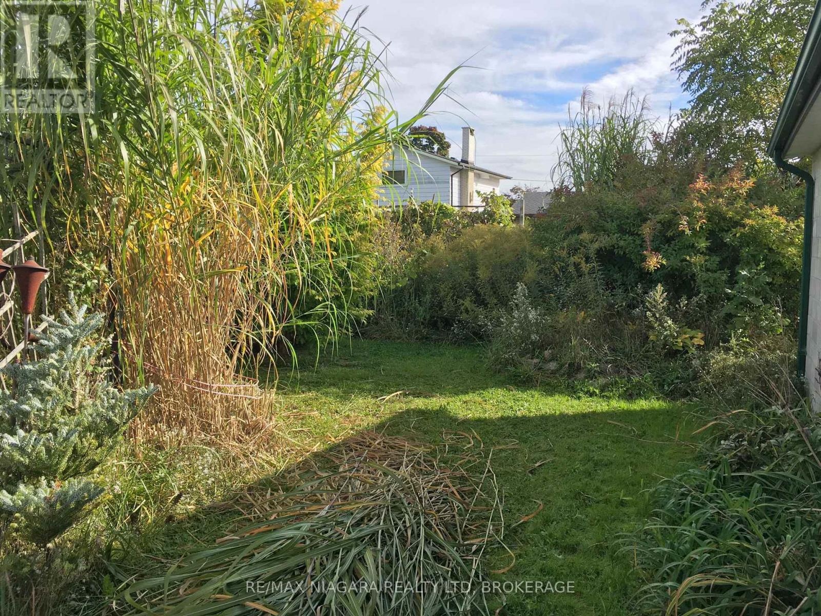 6086 ELDORADO AVENUE - 33
