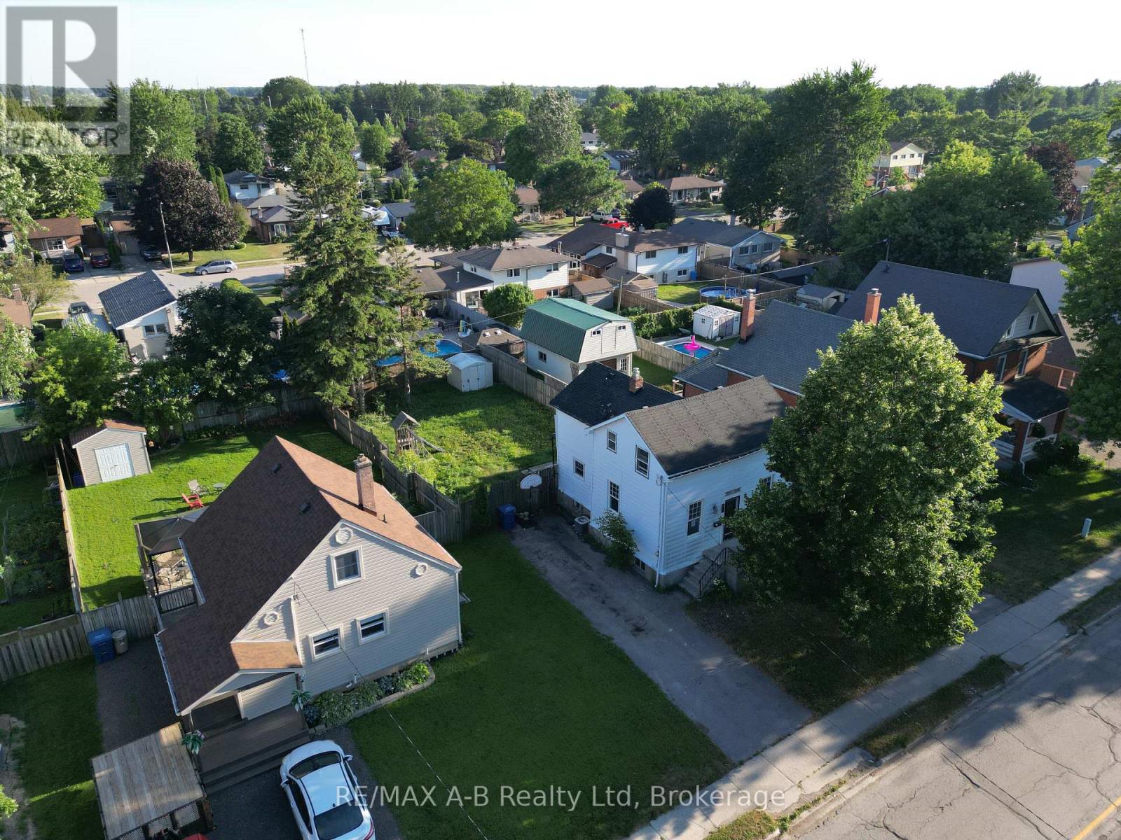 103 NORFOLK STREET - 1
