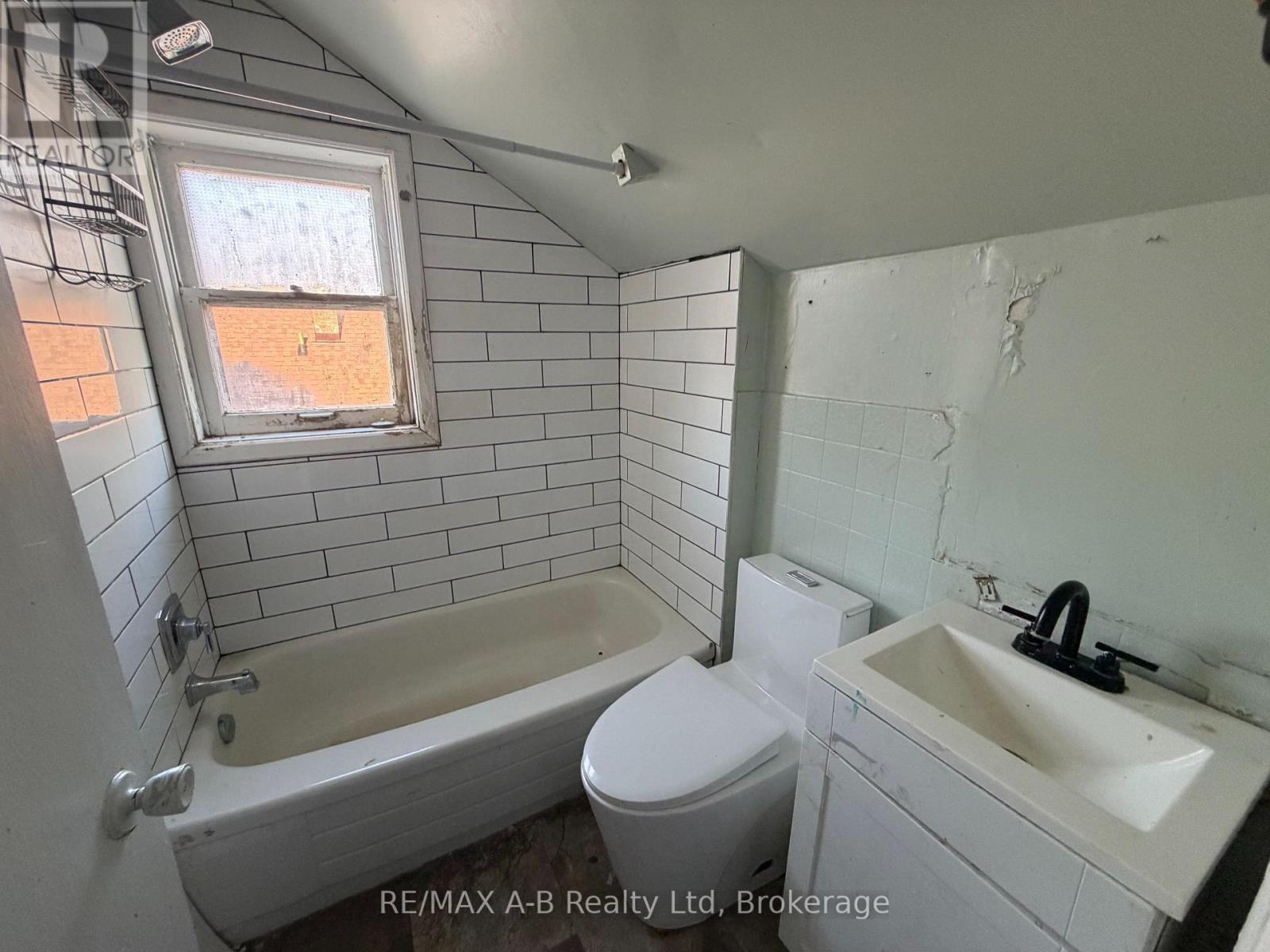 103 NORFOLK STREET - 20