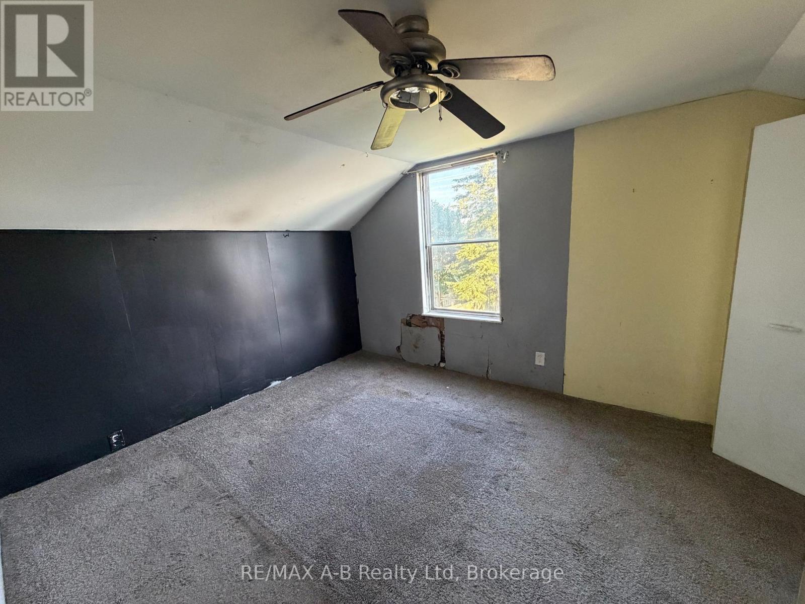 103 NORFOLK STREET - 23
