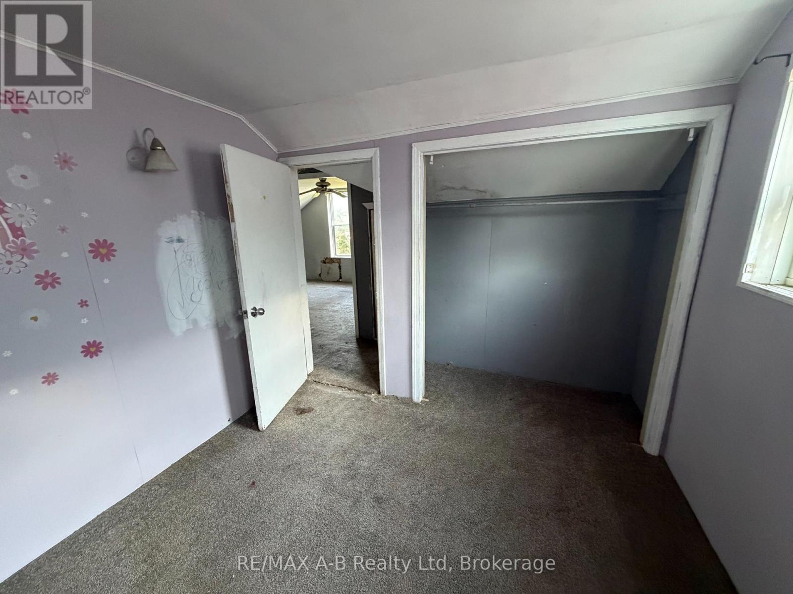 103 NORFOLK STREET - 27