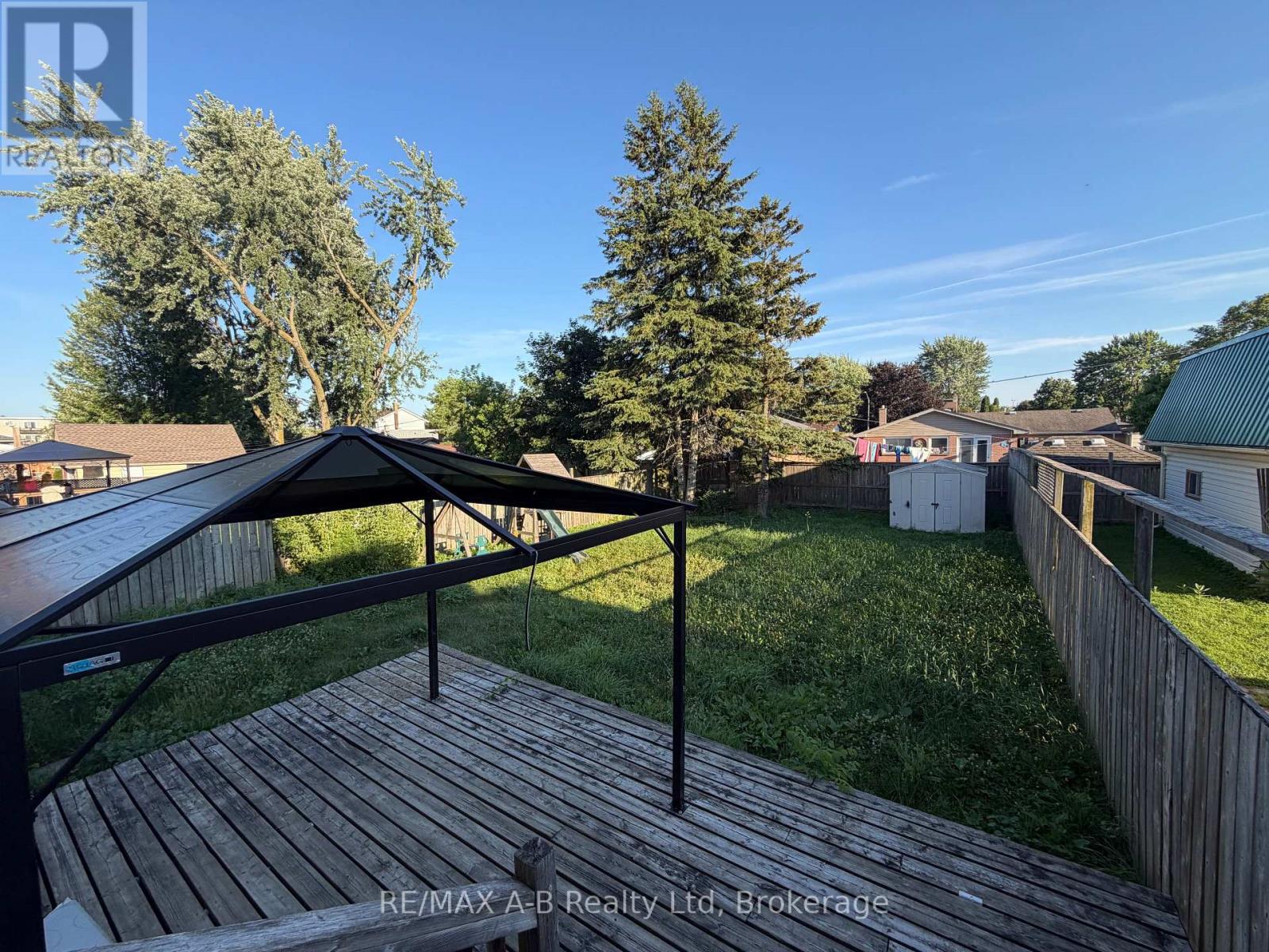 103 NORFOLK STREET - 28
