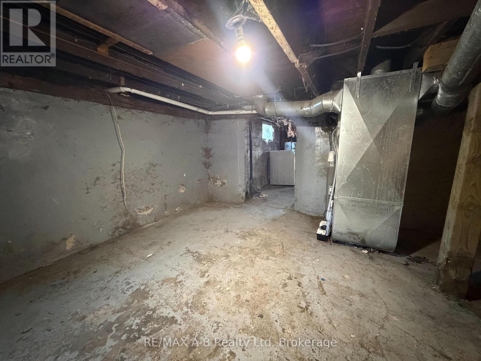 103 NORFOLK STREET - 33
