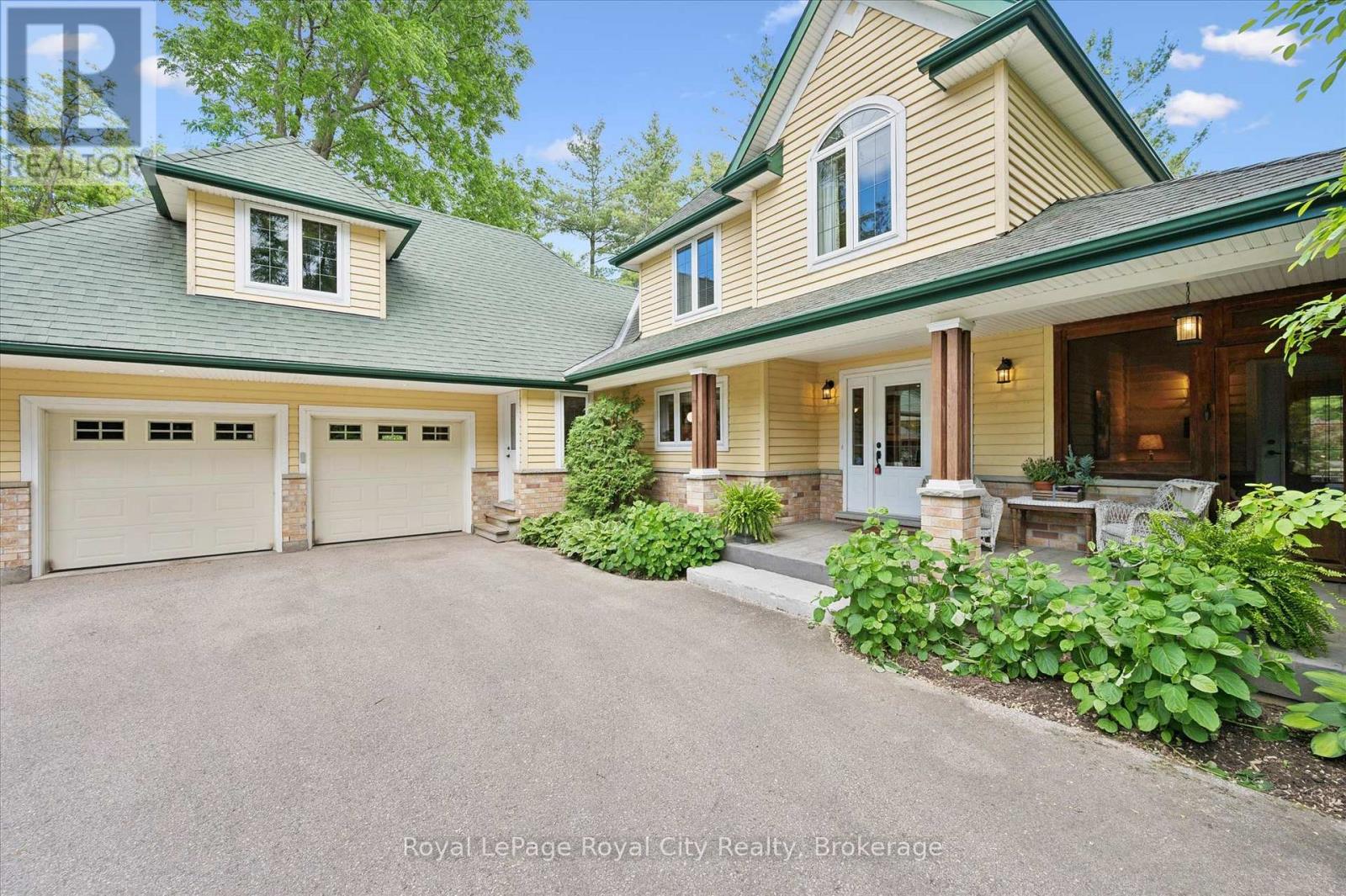 135 HUME ROAD - 2