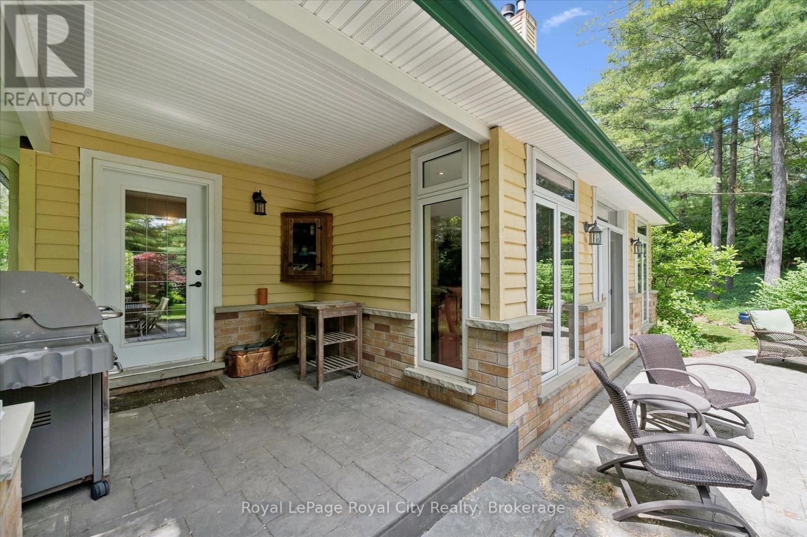 135 HUME ROAD - 42