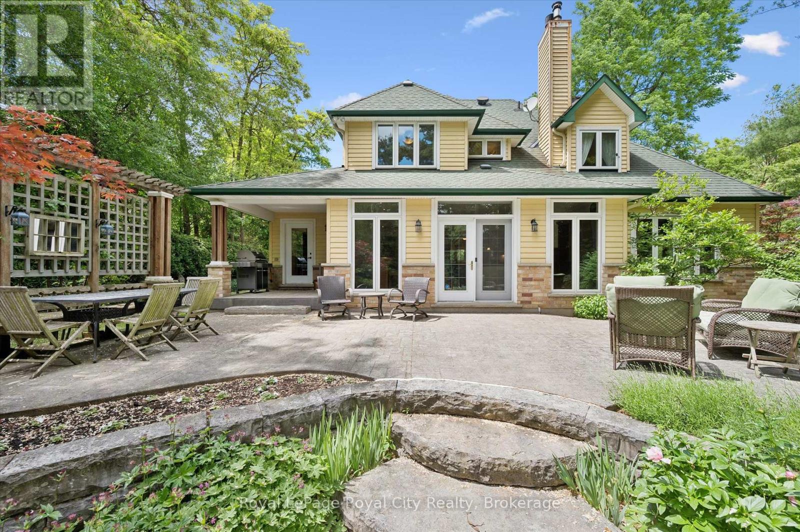135 HUME ROAD - 43