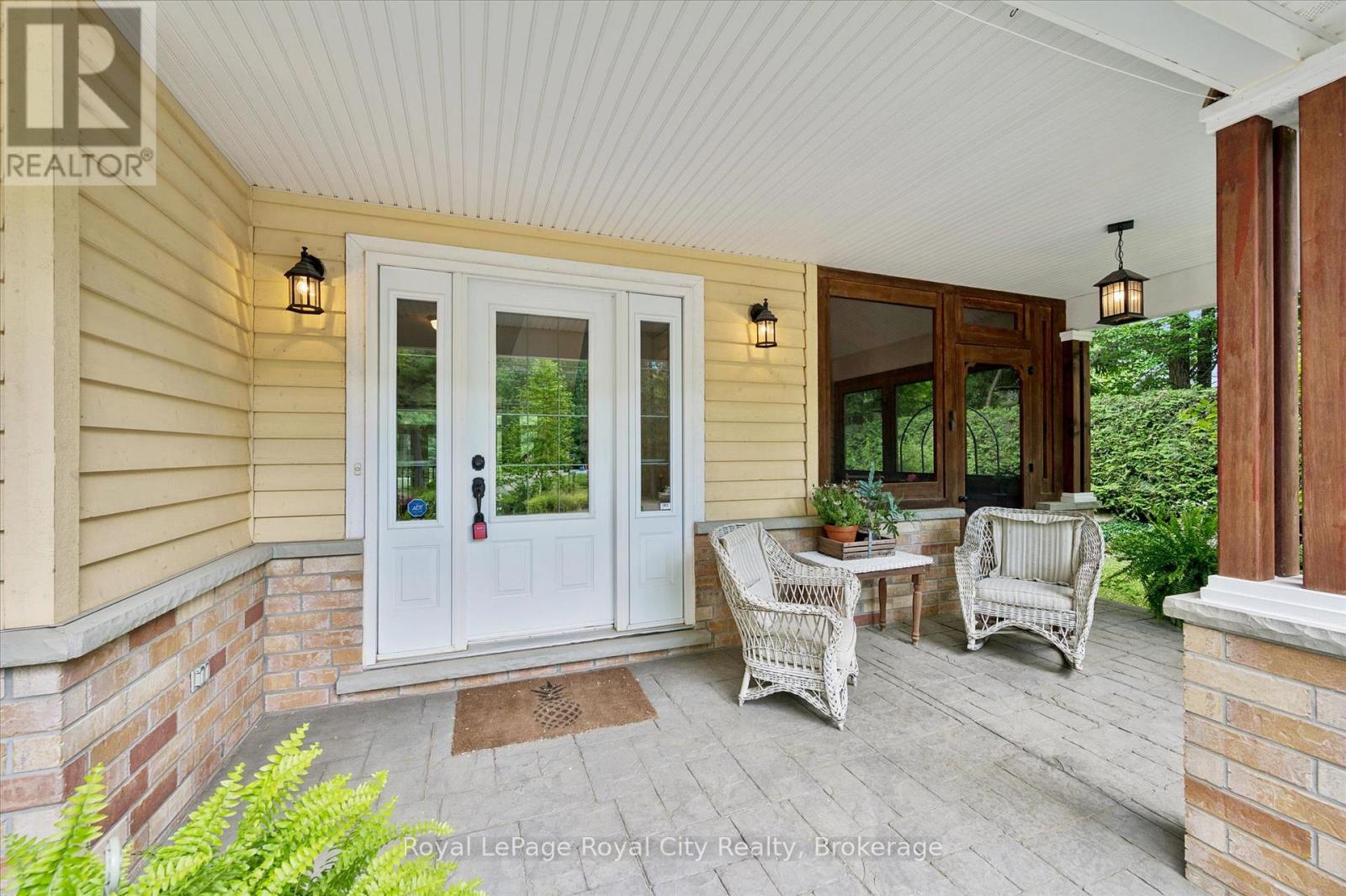 135 HUME ROAD - 6