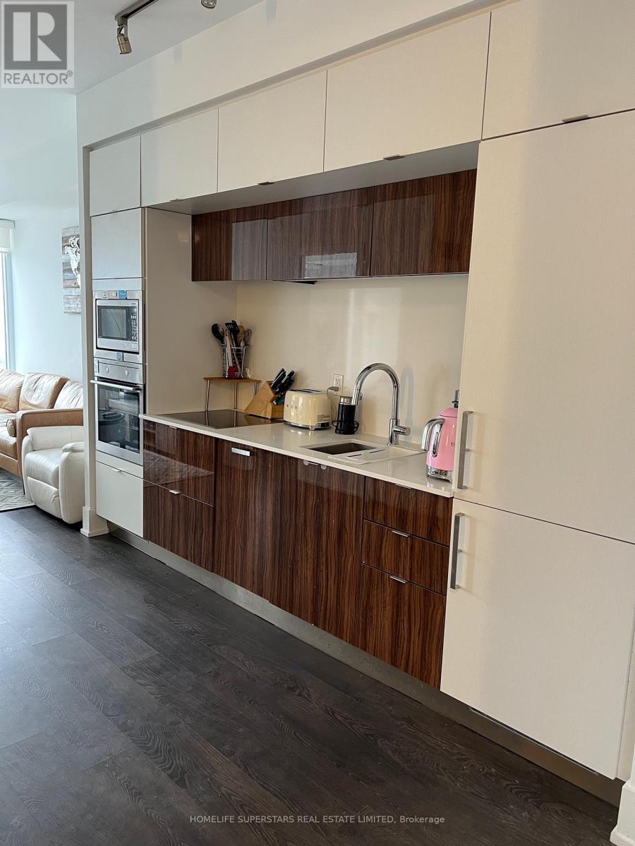 #6108 10 YORK STREET - 9