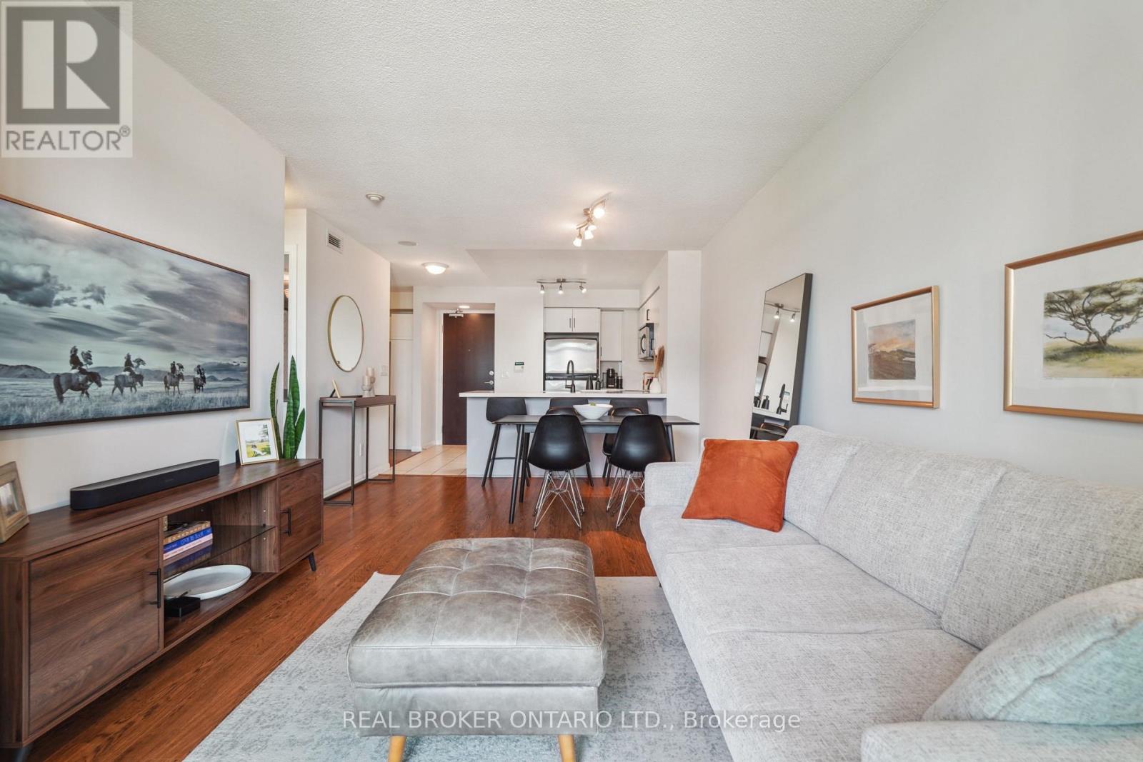 #615 231 FORT YORK BOULEVARD - 15