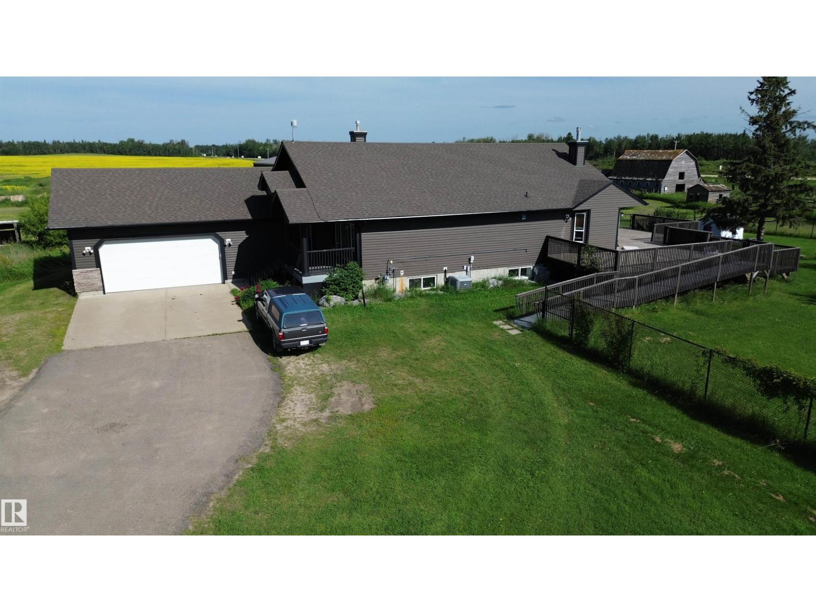 52003 RGE ROAD 273 - 2