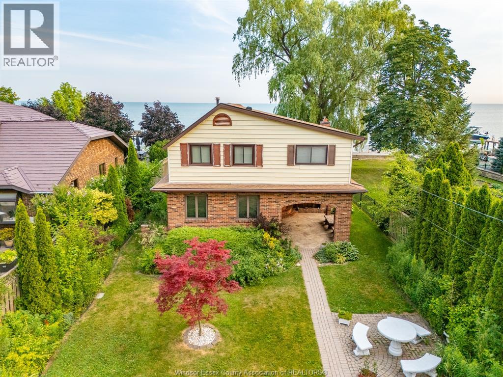329 Lakeview DRIVE - 1