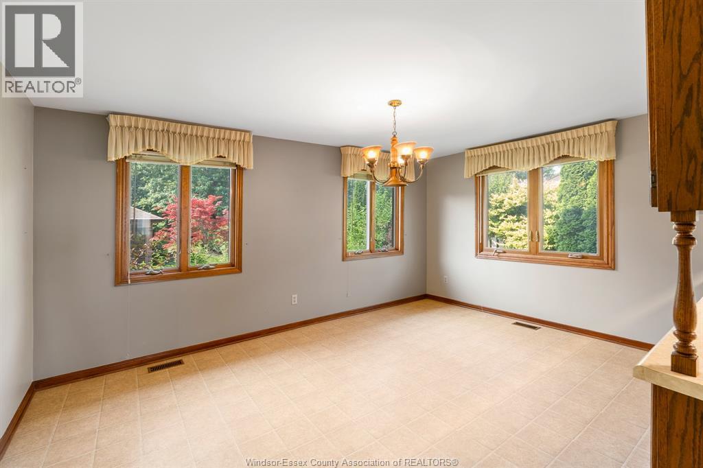 329 Lakeview DRIVE - 16