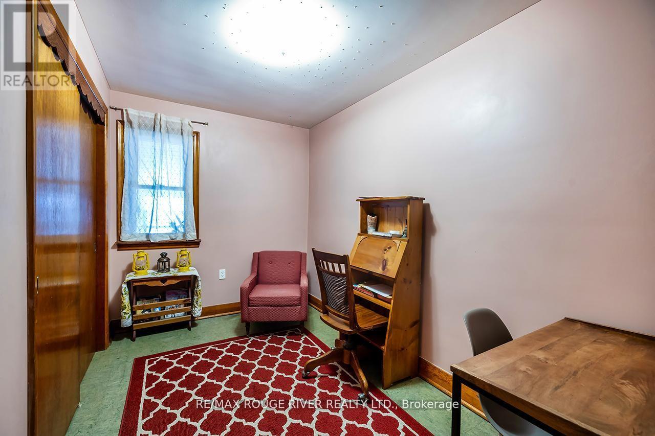 3989 MCINTOSH ROAD - 12
