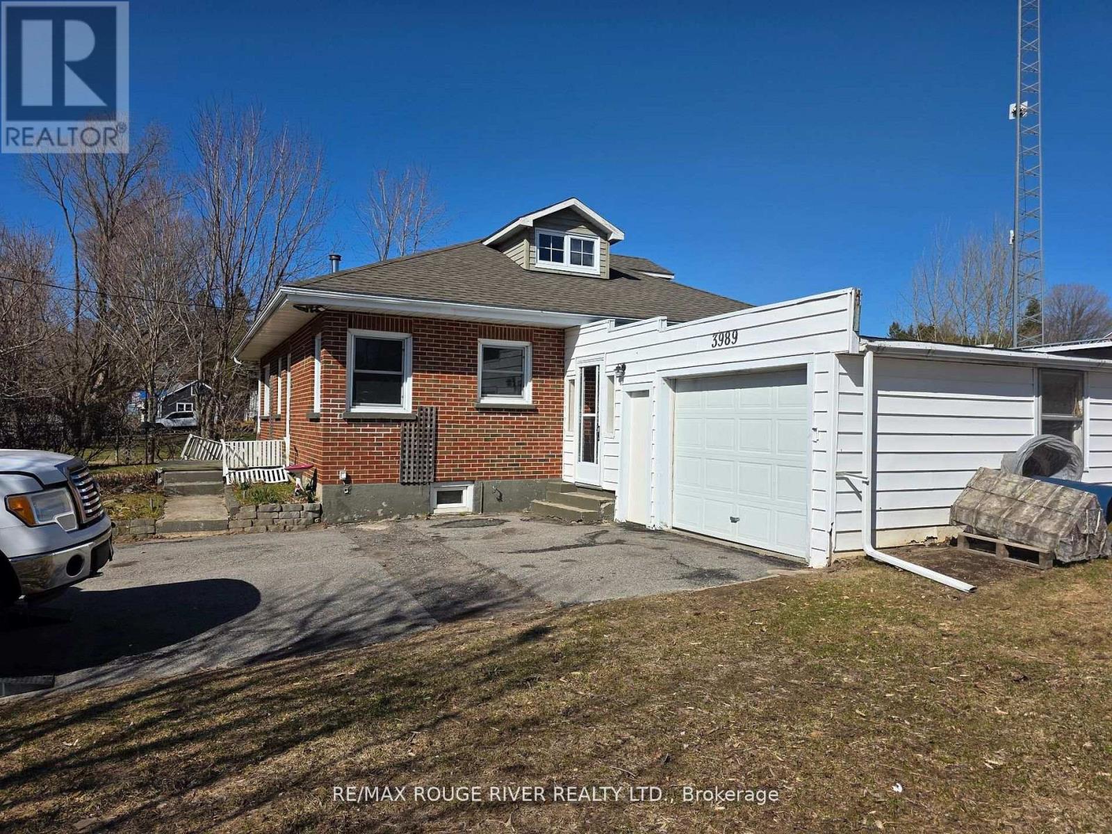 3989 MCINTOSH ROAD - 2
