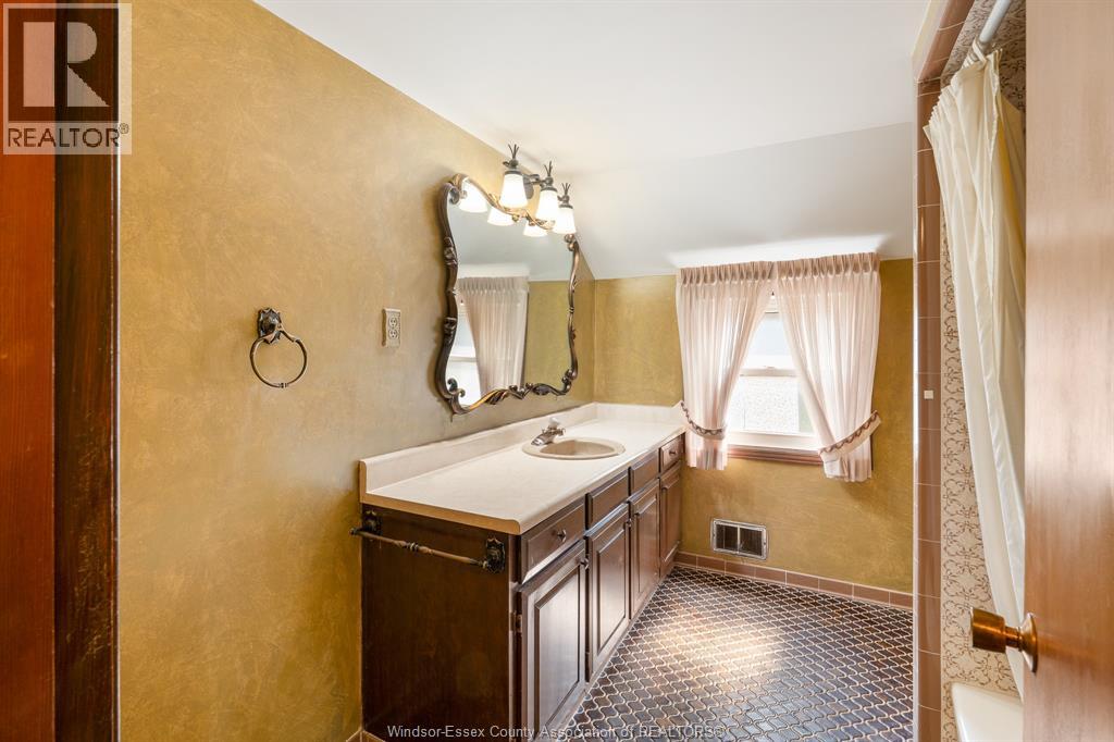 329 Lakeview DRIVE - 36