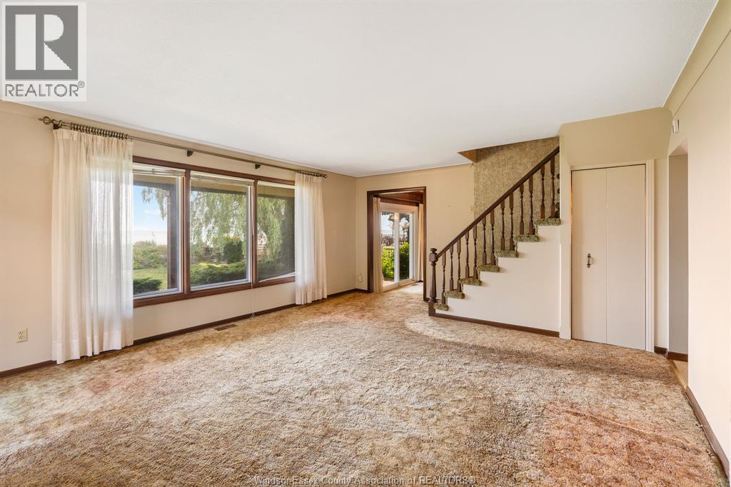 329 Lakeview DRIVE - 19