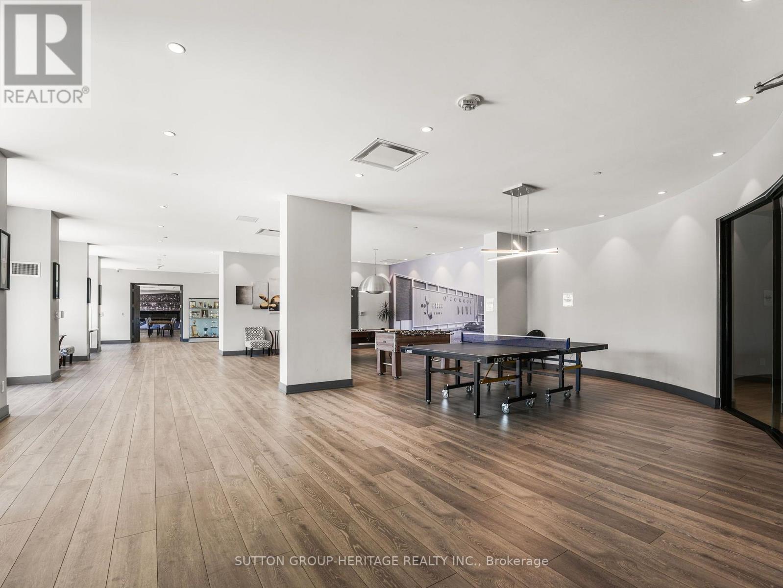 #702 1401 O'CONNOR DRIVE - 27