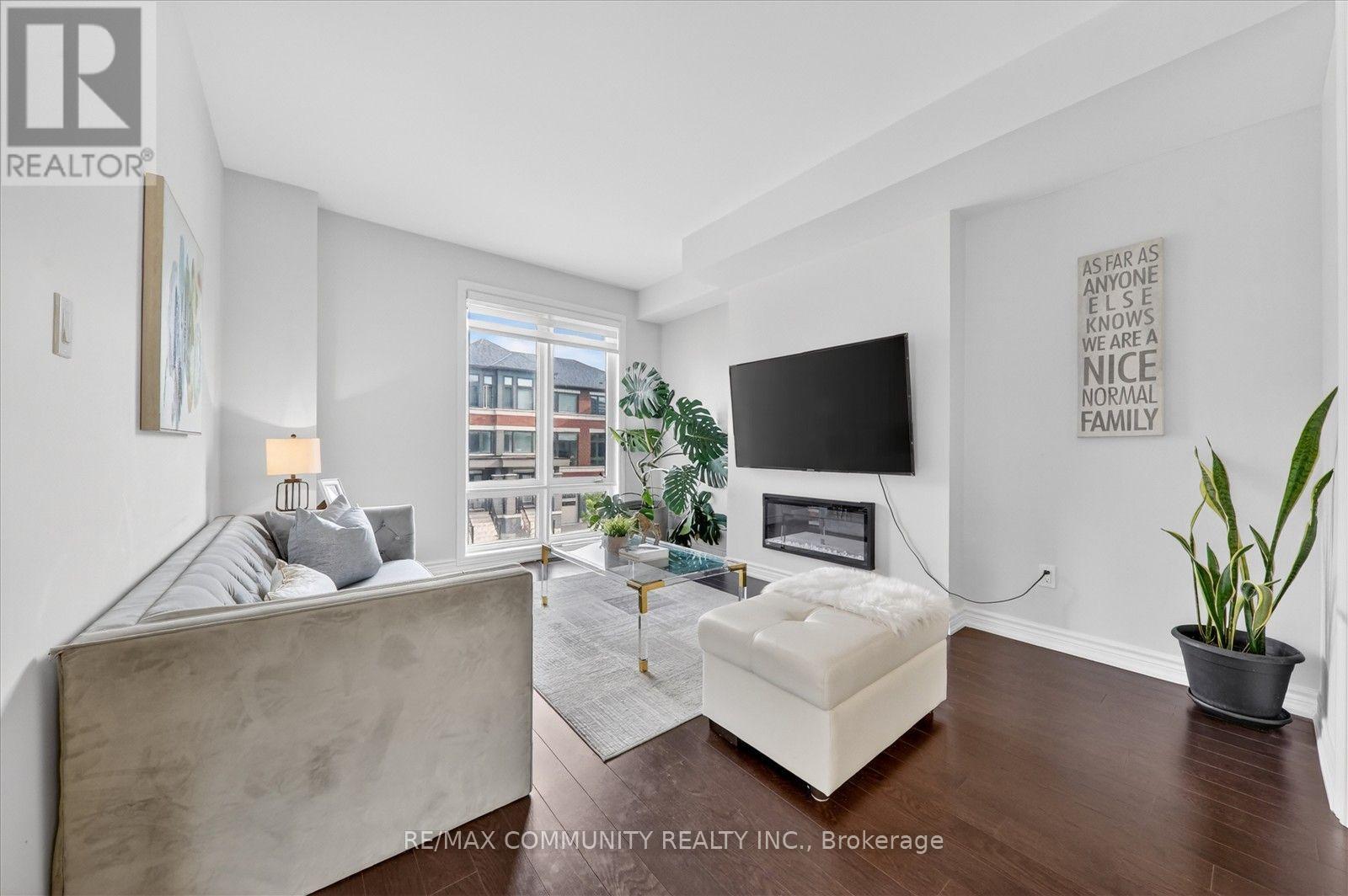 45 DOUET LANE - 12