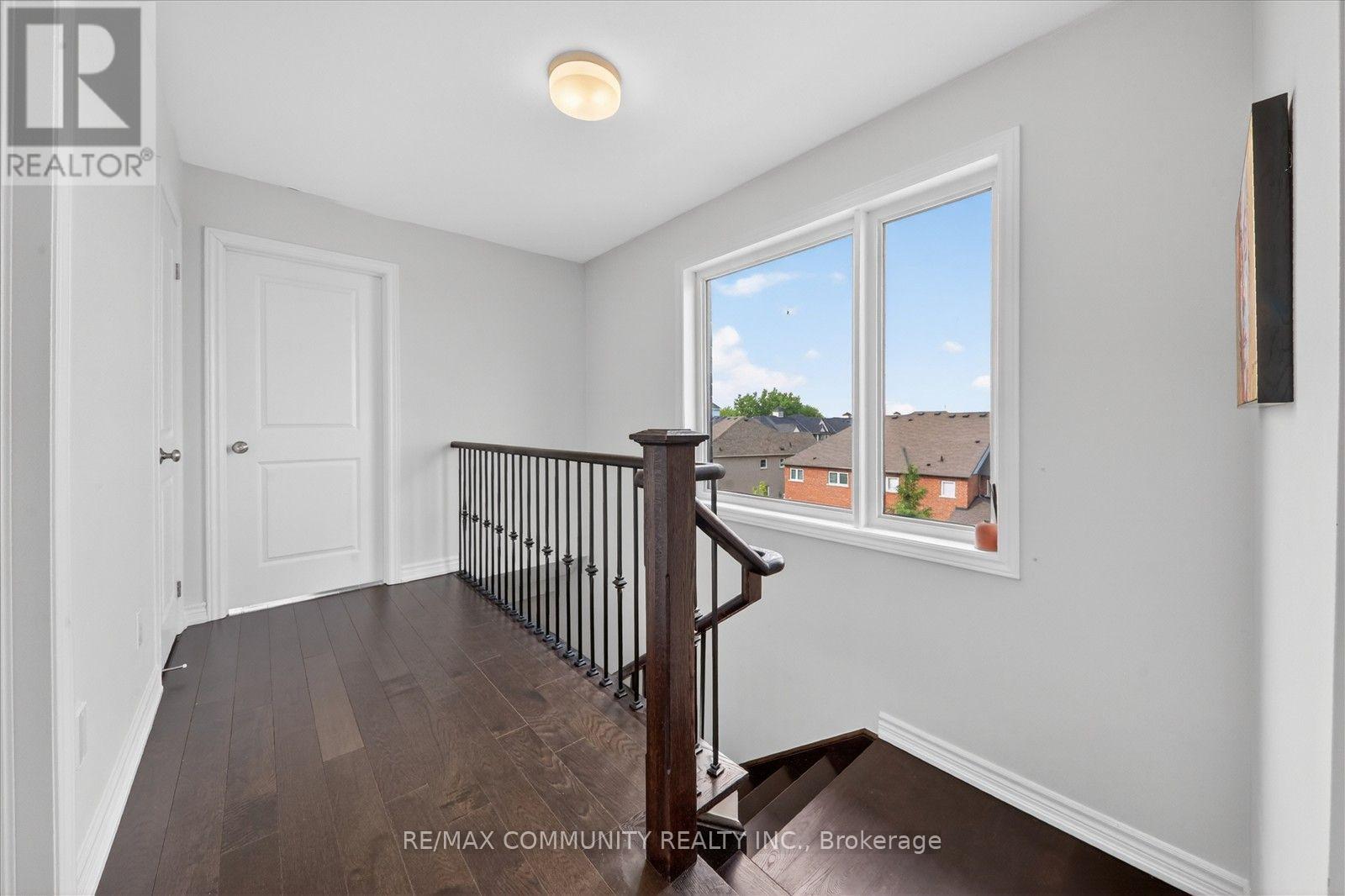 45 DOUET LANE - 25