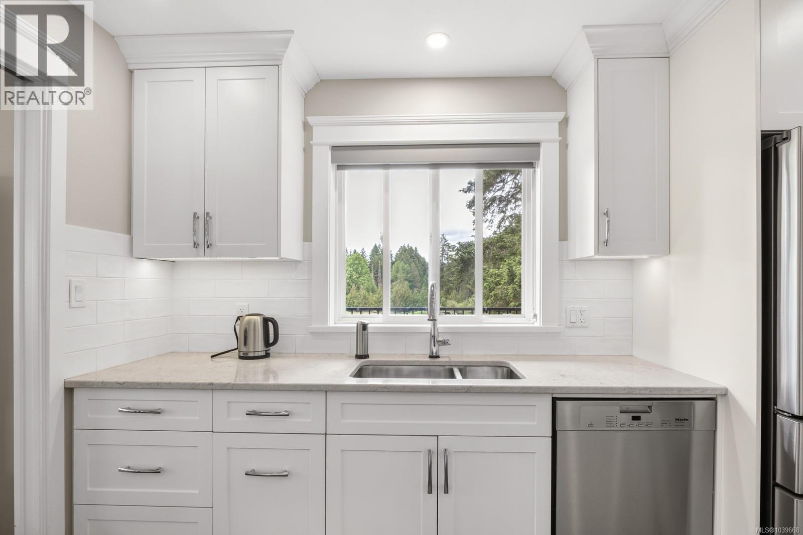 2267 Regina Dr - 29