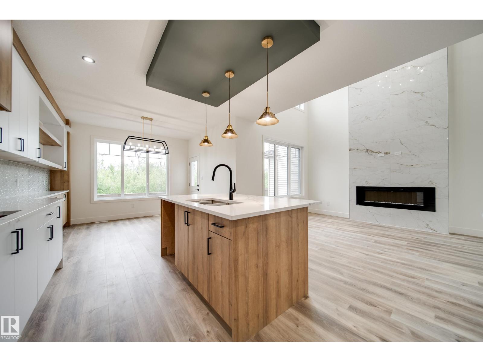 8740 183 AV NW - 10
