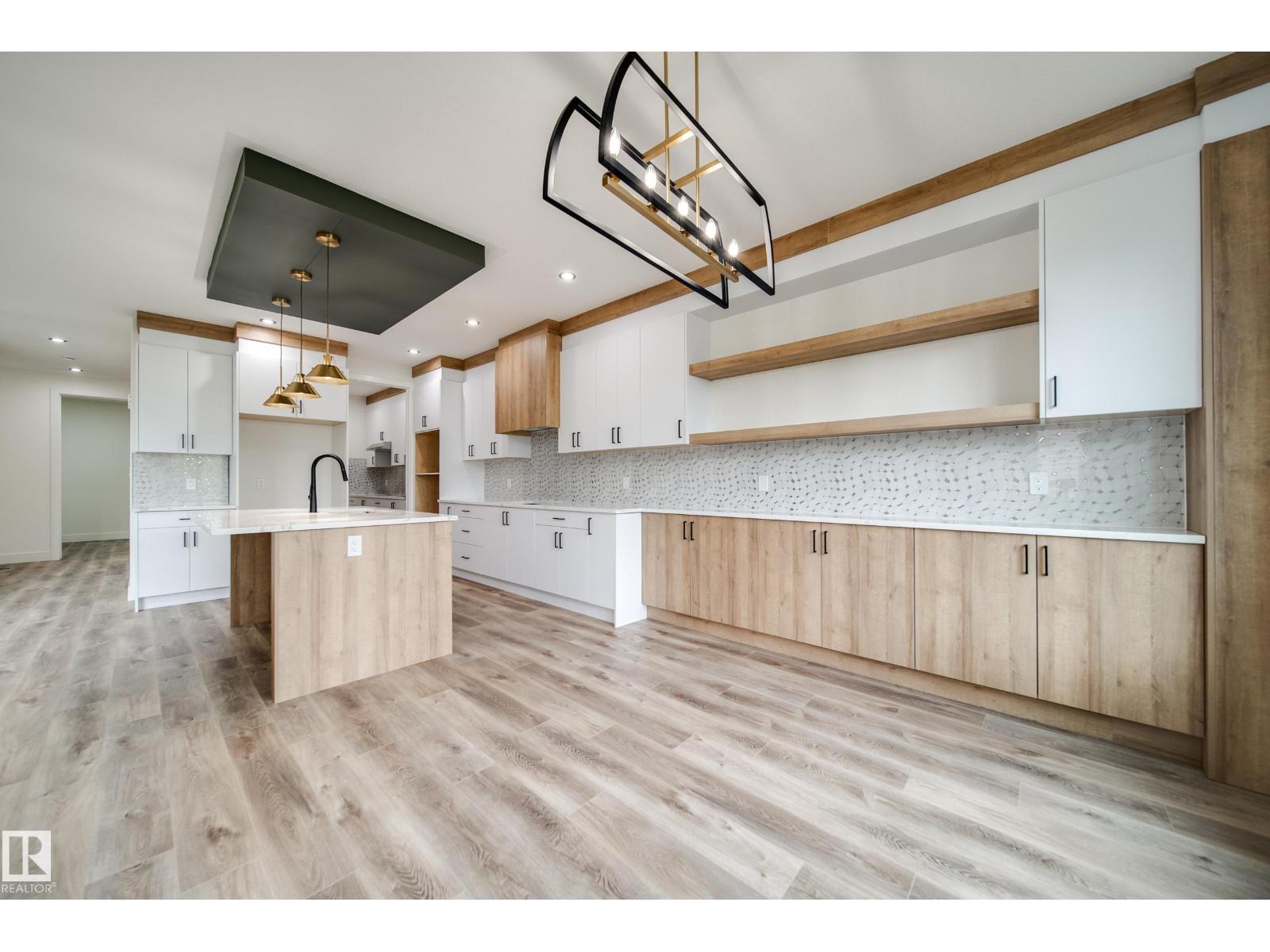 8740 183 AV NW - 16
