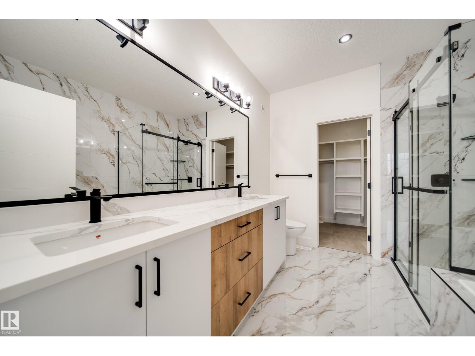 8740 183 AV NW - 25