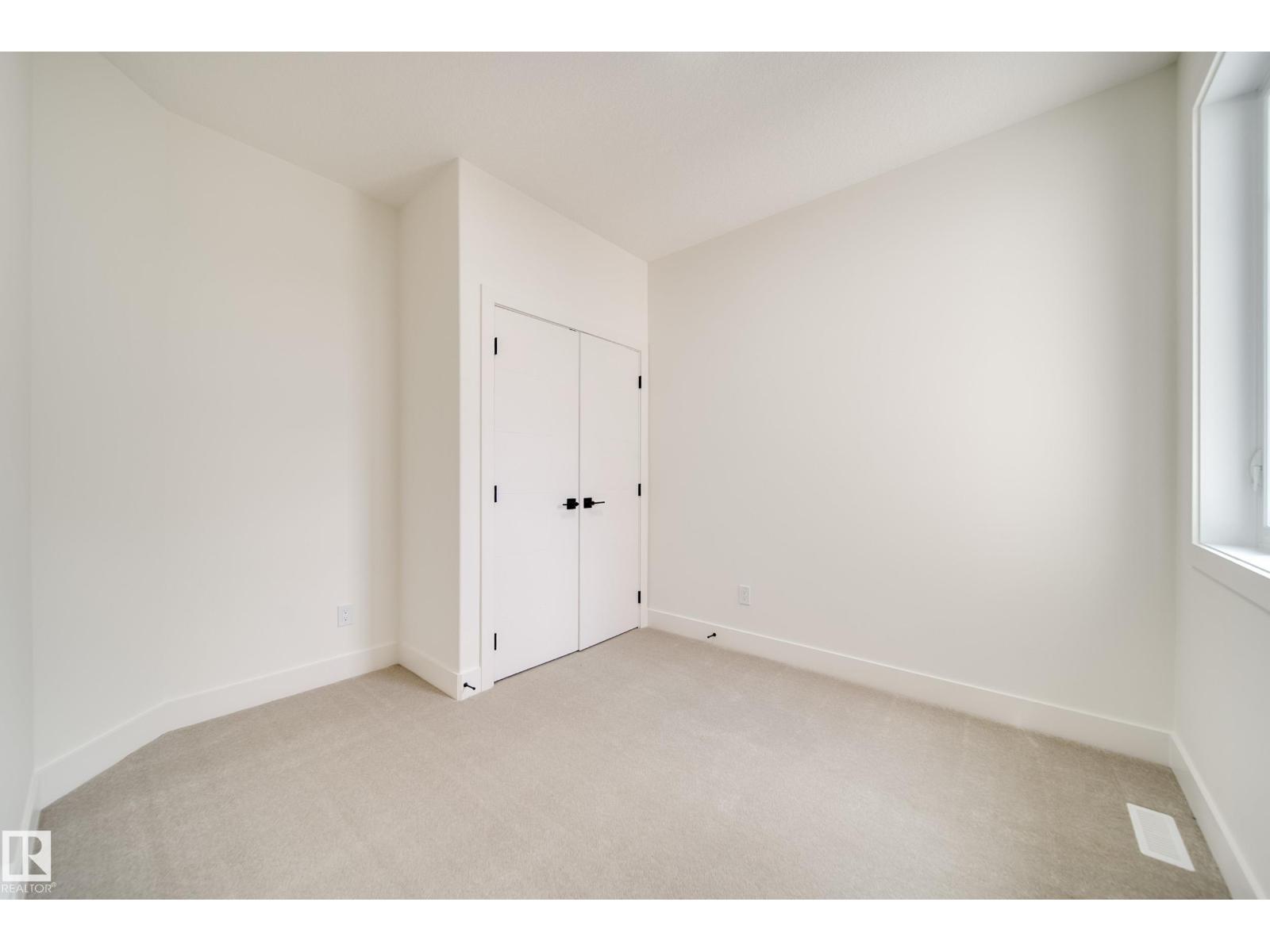 8740 183 AV NW - 30