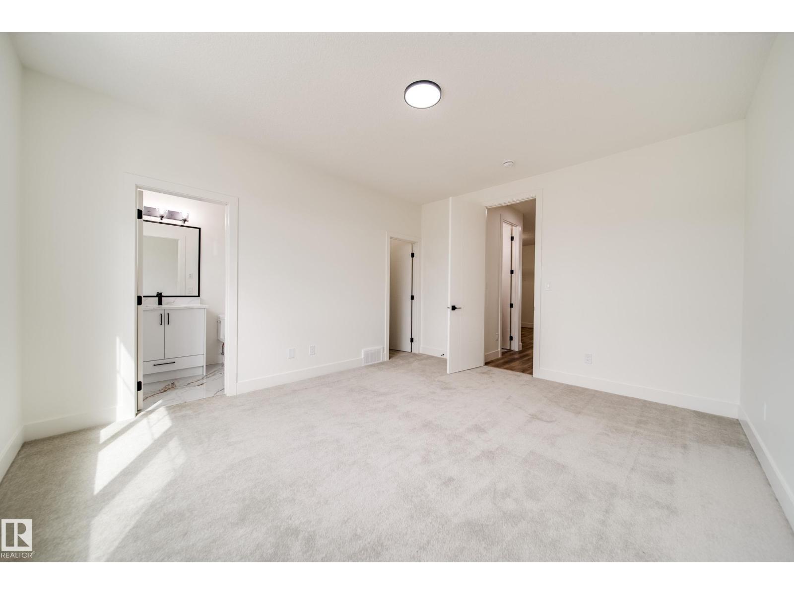 8740 183 AV NW - 34