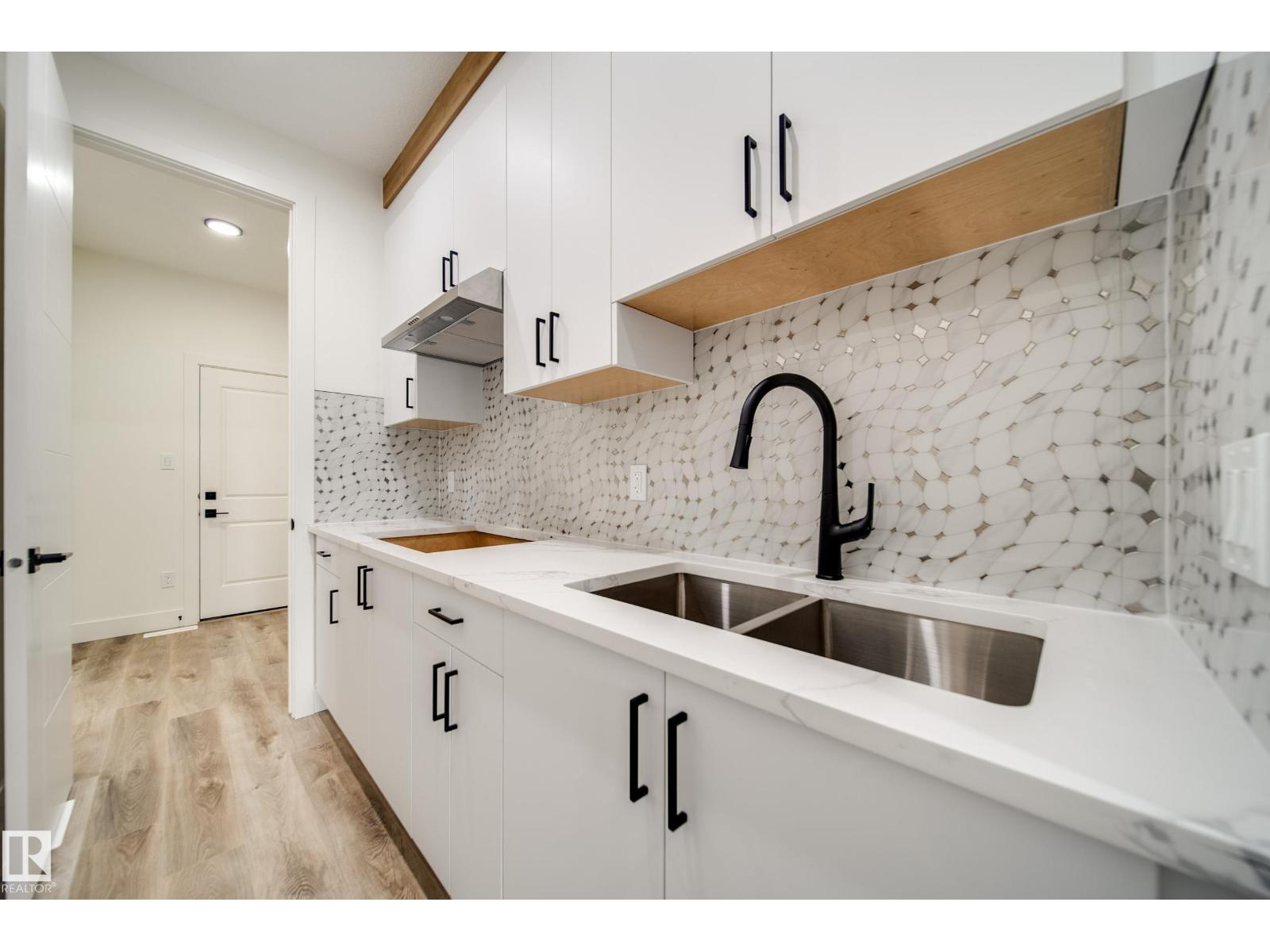 8740 183 AV NW - 9