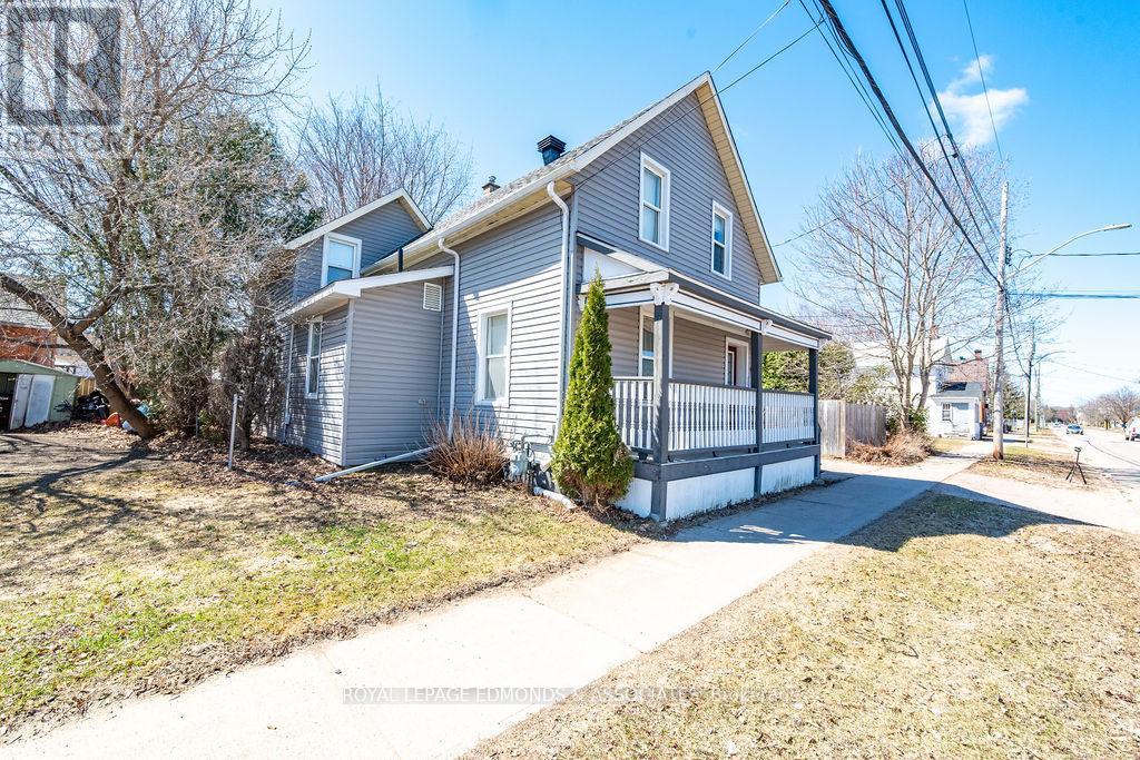 430 MARY STREET - 1