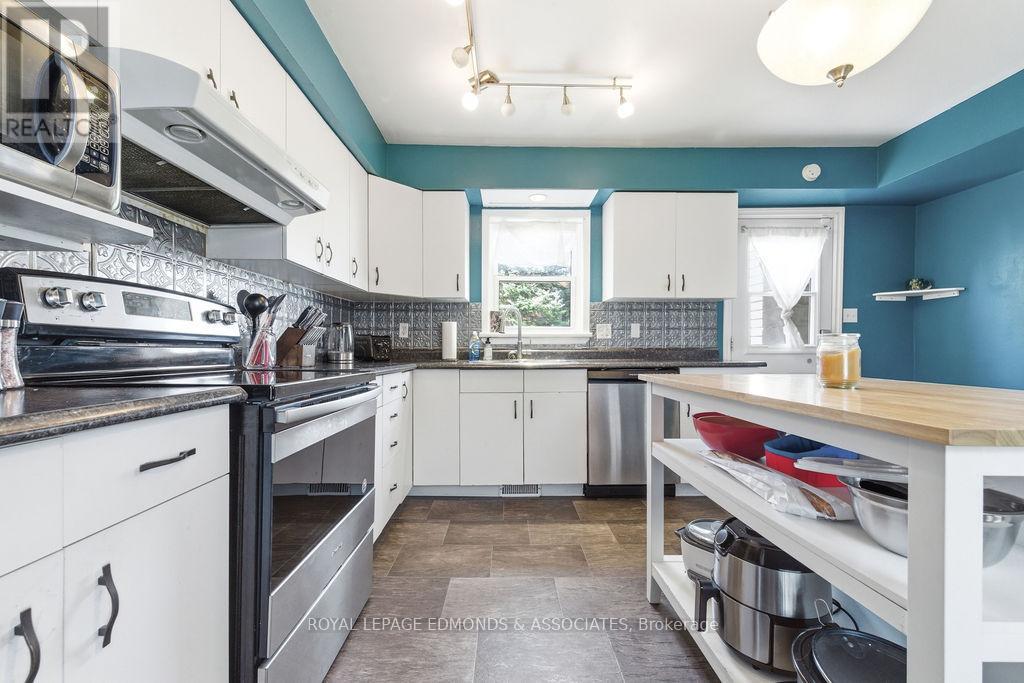 430 MARY STREET - 20