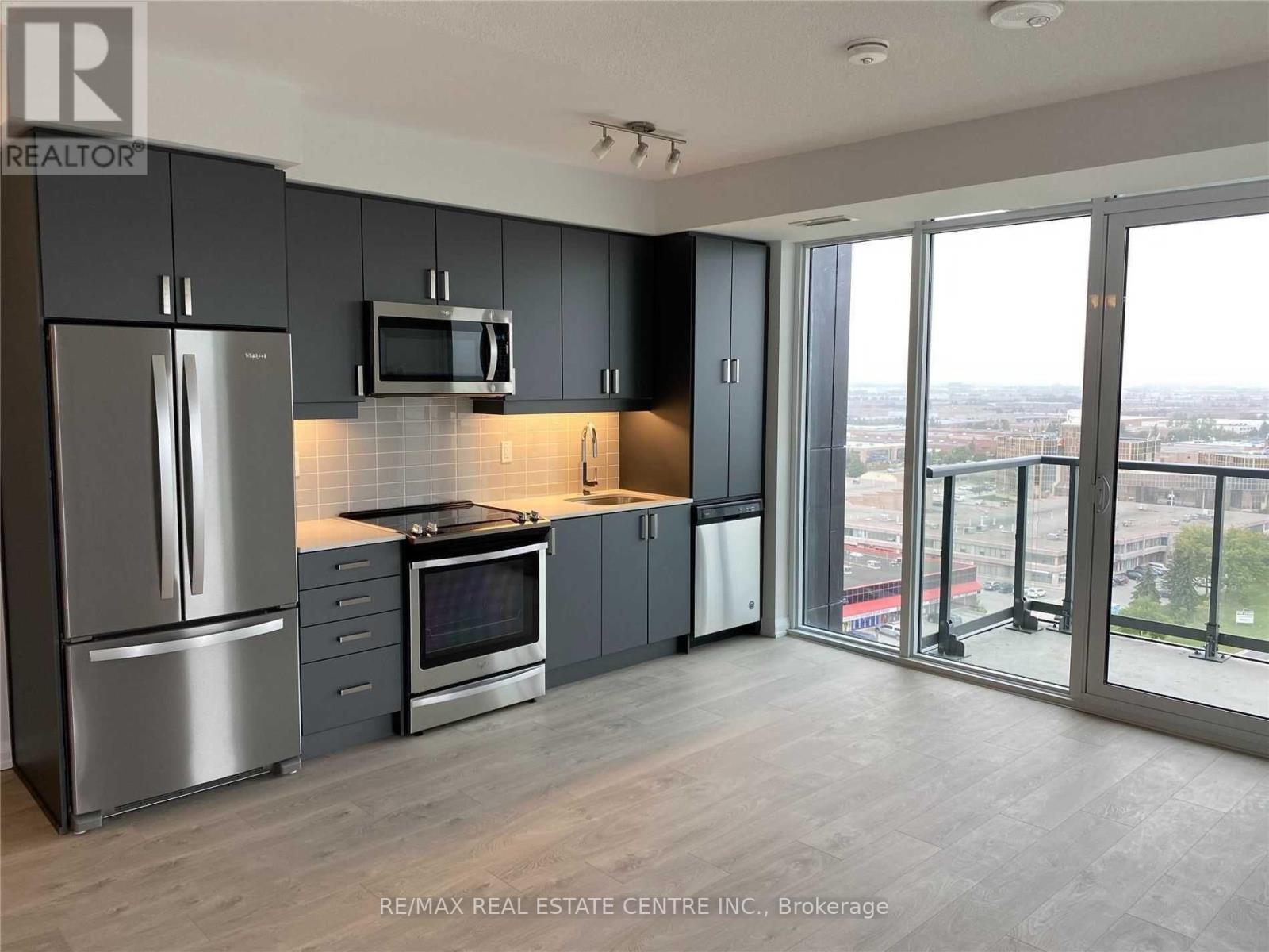 #1515 7895 JANE STREET - 4