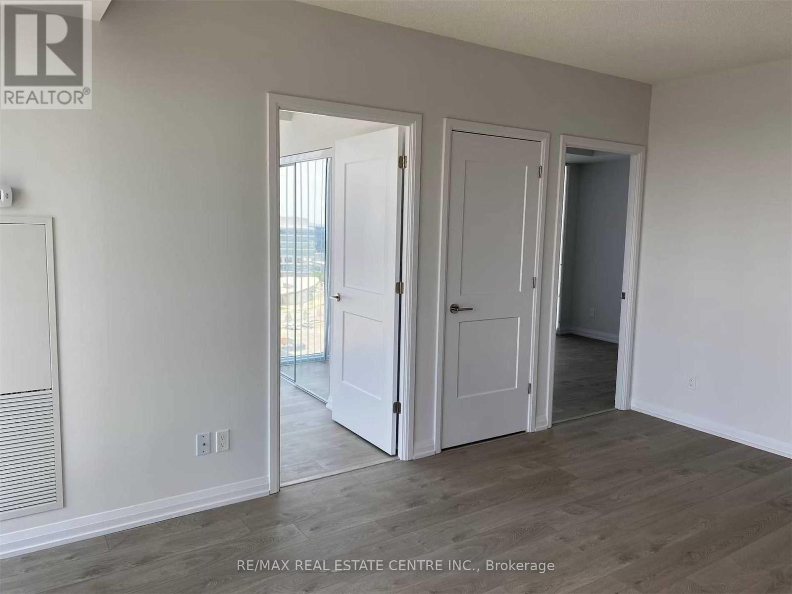 #1515 7895 JANE STREET - 6