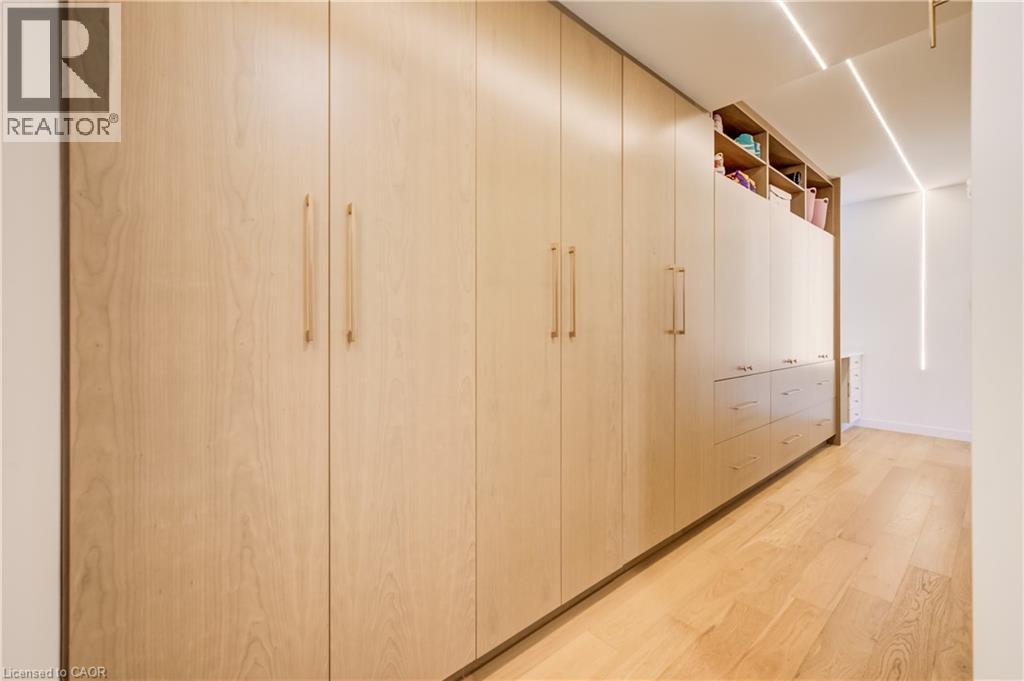 441 EAST Avenue - Image 26
