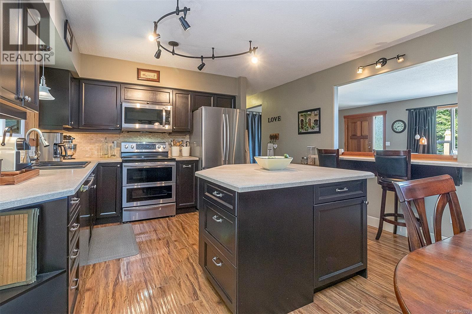 328 Tyrrell Rd - 21