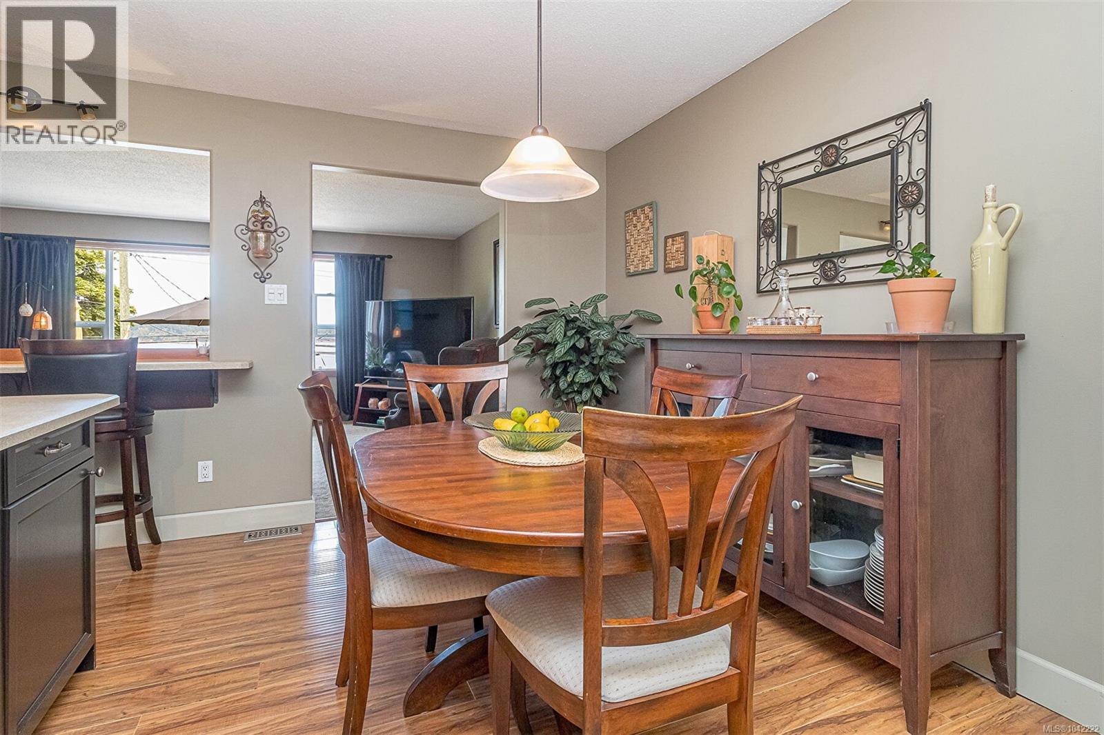 328 Tyrrell Rd - 19